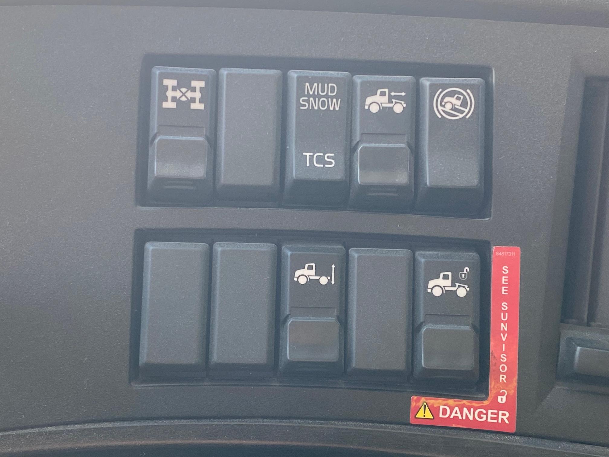 2021 VOLVO VNL - Image 19